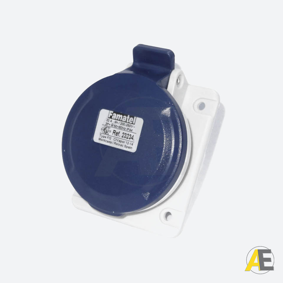 Tomada de Embutir 32A - 220/240V - 3P+T 9H - IP44 23234 - Famatel Cód. 102614